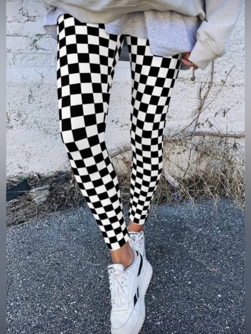 Black & White Checkerboard High-Rise Leggings - Women